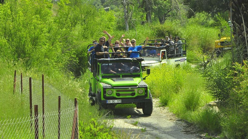 side jeep safari