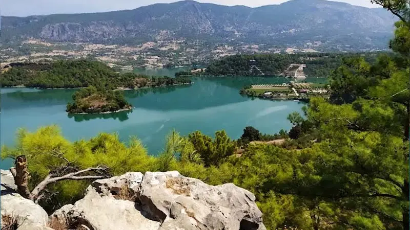 green canyon boat tour in side