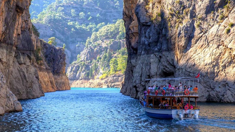 green canyon boat tour with lunch include antalya