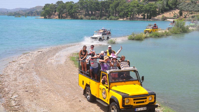 jeep safari in Side